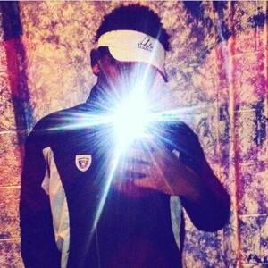 Meet your Posher, Zachary